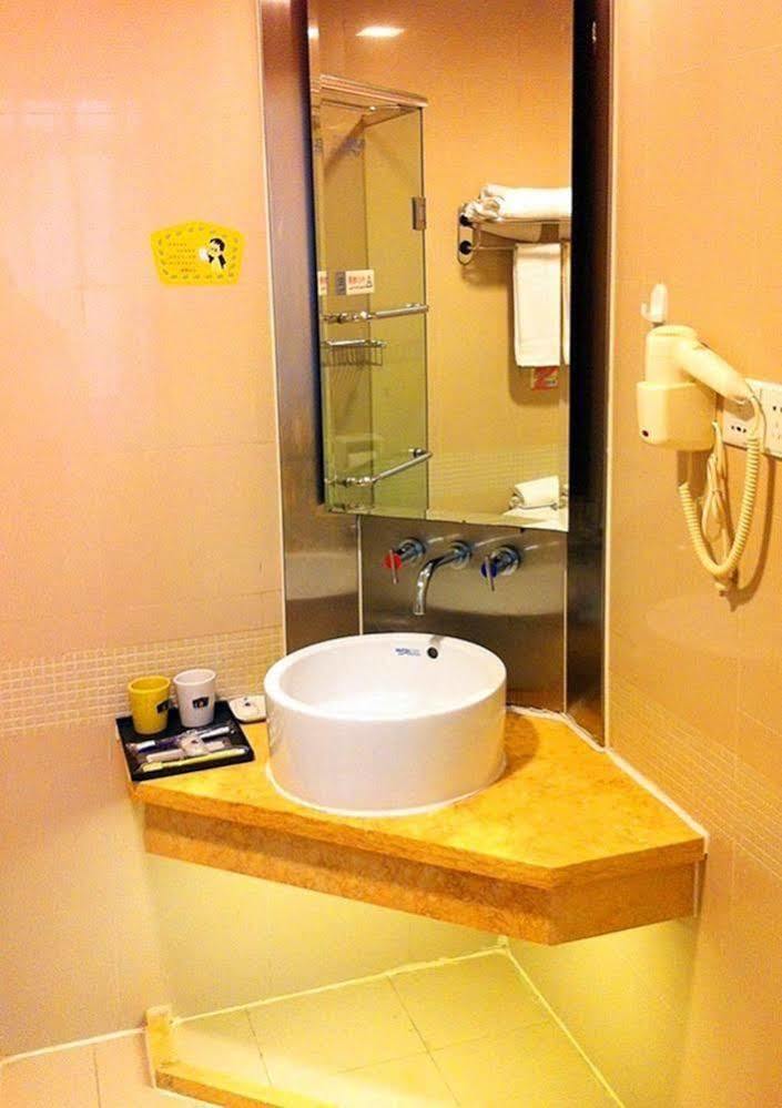 Home Inn Hungcsialou Kültér fotó